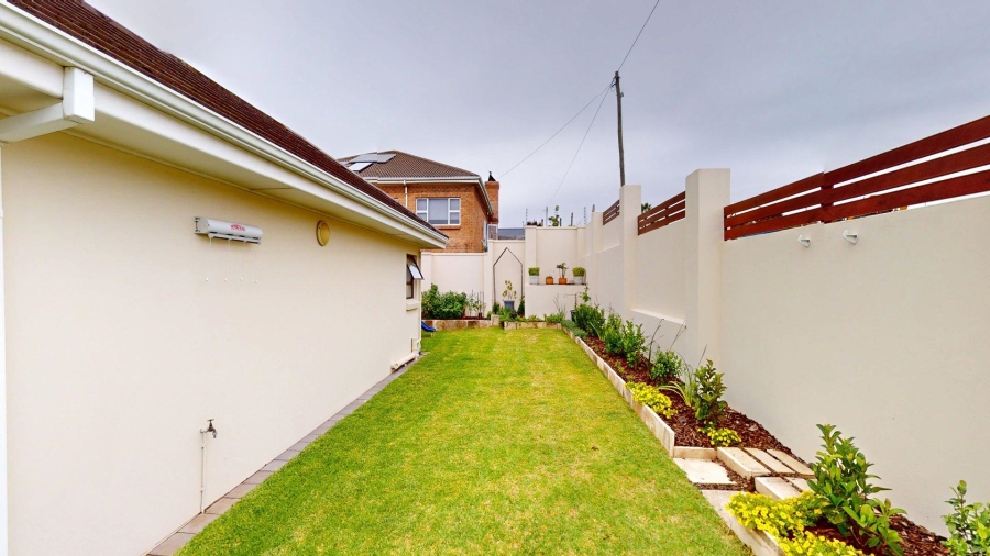 3 Bedroom Property for Sale in Lovemore Park Eastern Cape